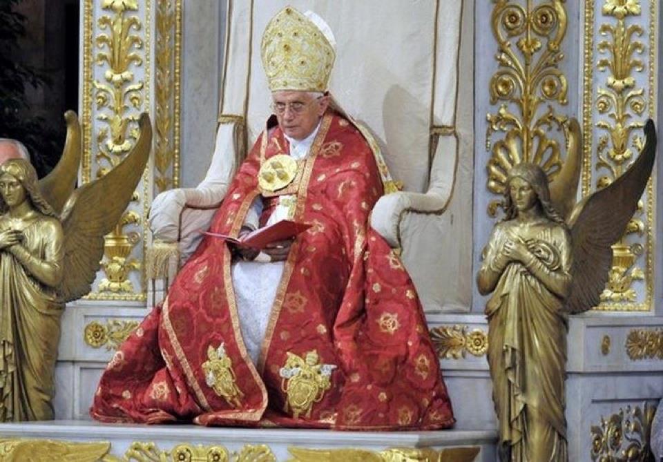 Communio: Pope Benedict XVI: April 2012 Archives